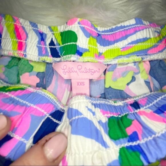 Lilly Pulitzer Katia Shorts - Picture 7 of 7